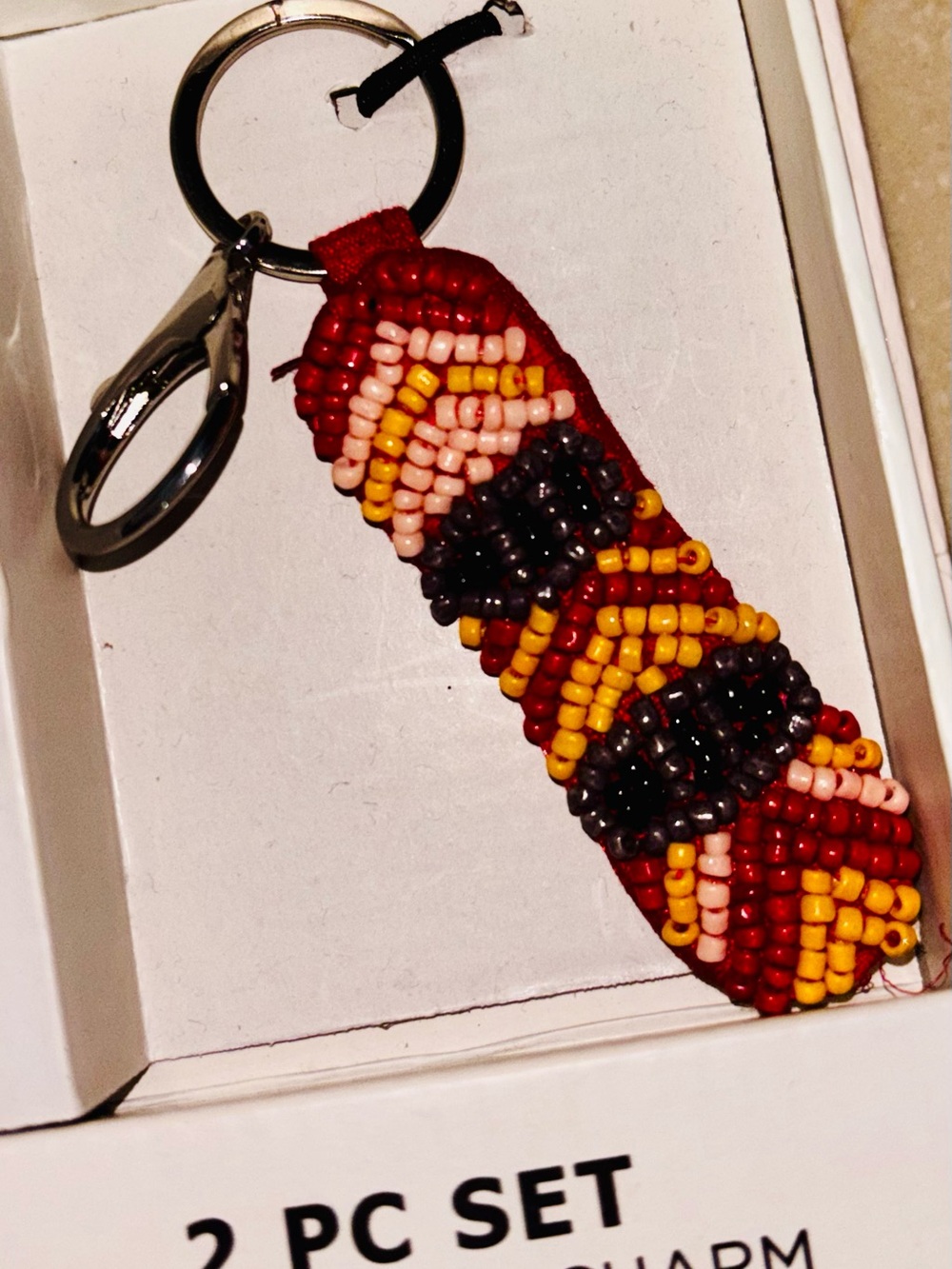 Rachel Zoe Ski Silver Beaded Card Case with Red, Yellow & Black Bead Charm NIB - Picture 3 of 5